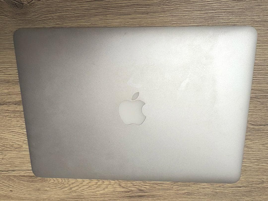 Apple MacBook Pro 13インチ　A1502