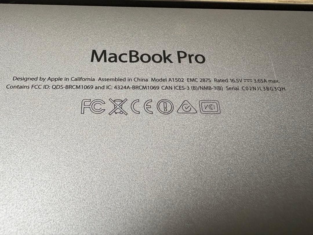 Apple MacBook Pro 13インチ　A1502