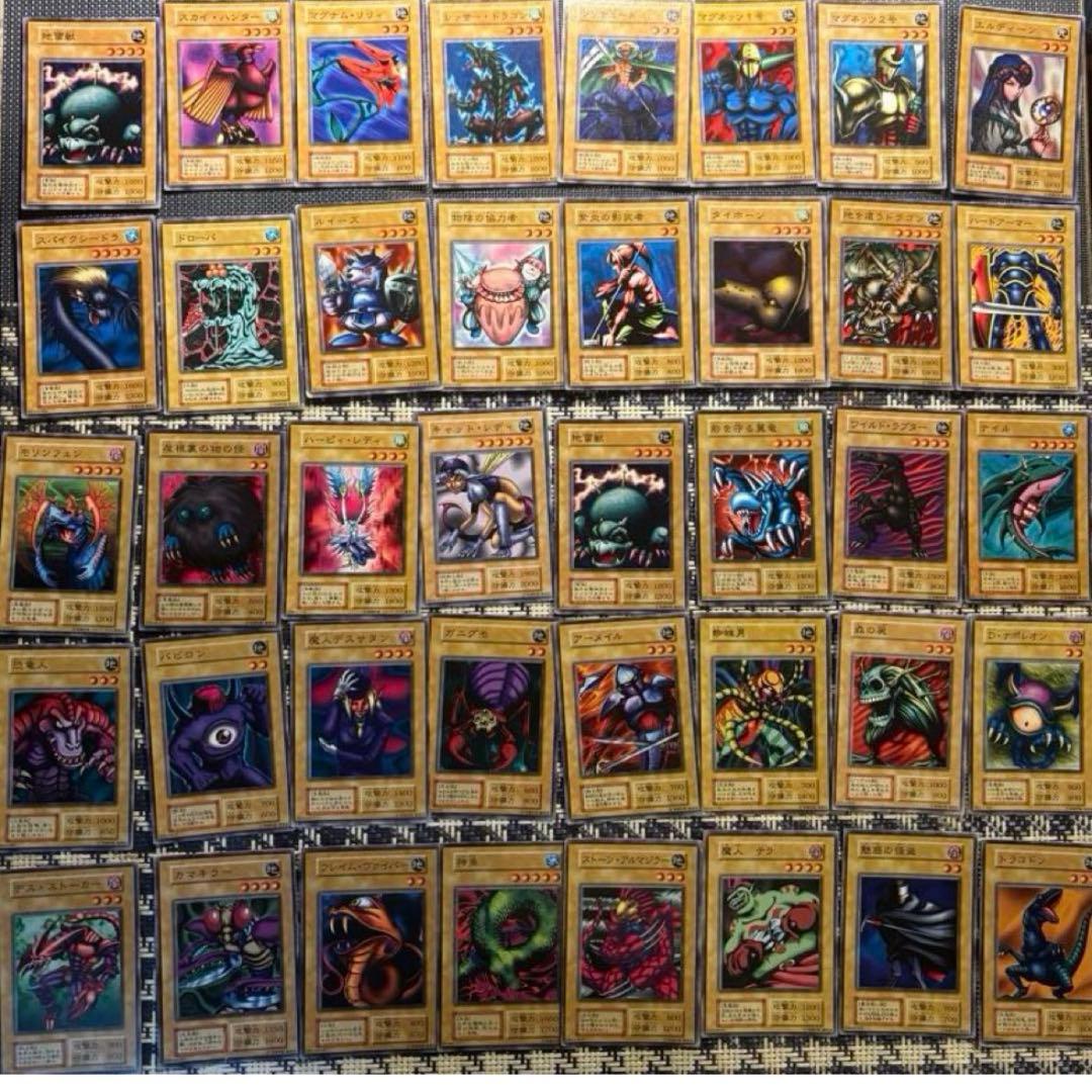 遊戯王 初期 美品　ノーマル 当時物　約285枚 引退品　大量