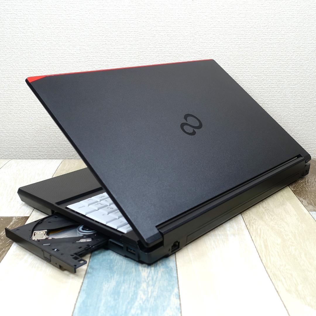 美品で神速の２０２２年製✨１２世代コアｉ５に超高速新品ＳＳＤ１ＴＢ＆大容量メモリ