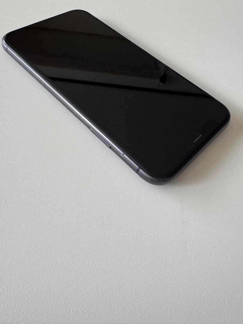 iPhone 11 ブラック 本体のみ 動作確認済み キズあり