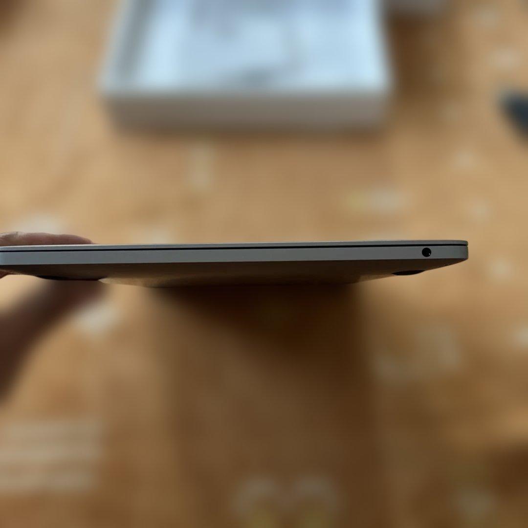 美品MacBook Pro 2020 M1 A2338 8/256GB 8コア