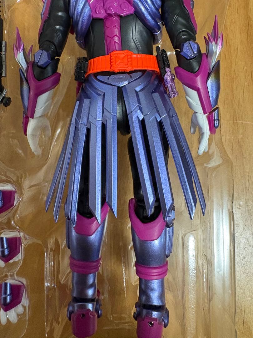 S.H.Figuarts マジェード　ヴァルパラド　ガッチャードデイブレイク
