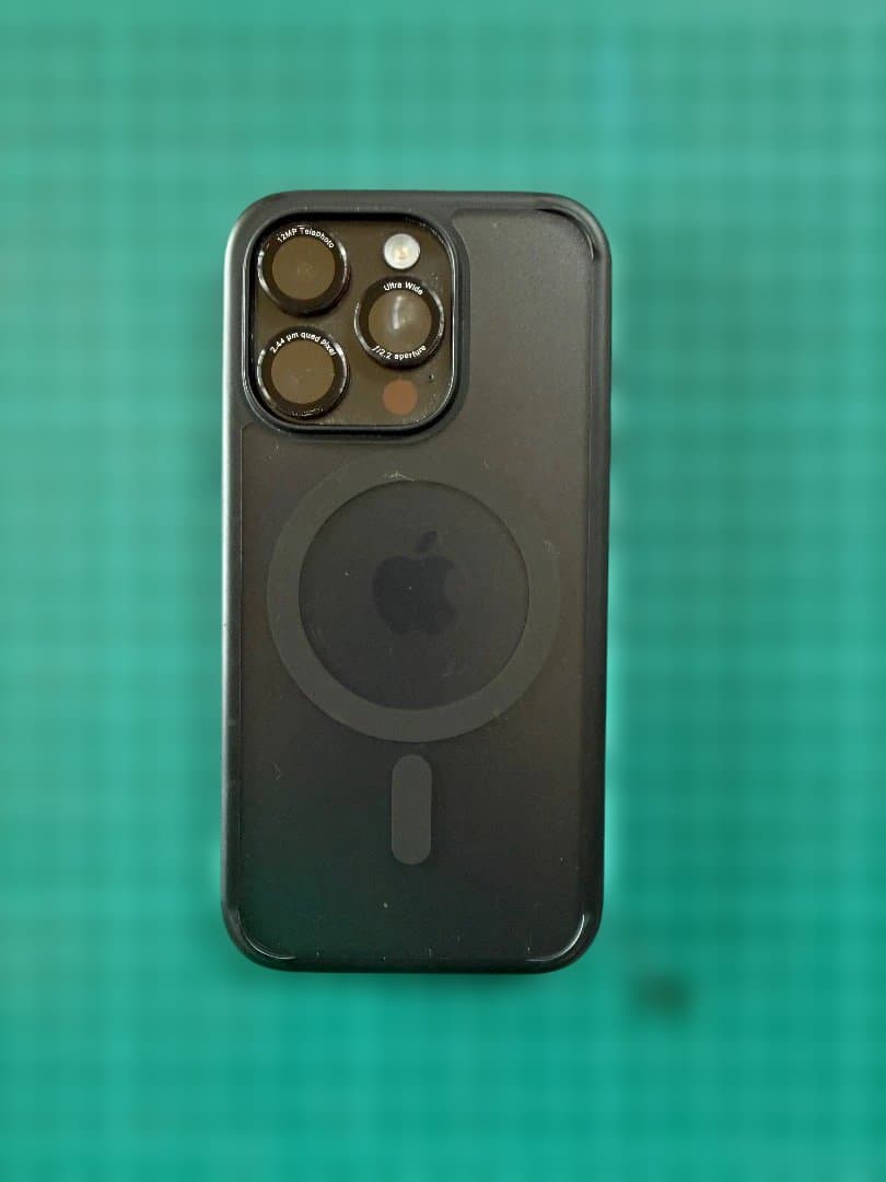 iPhone 15 Pro 128GB ブラックチタニウム バッテリー98%