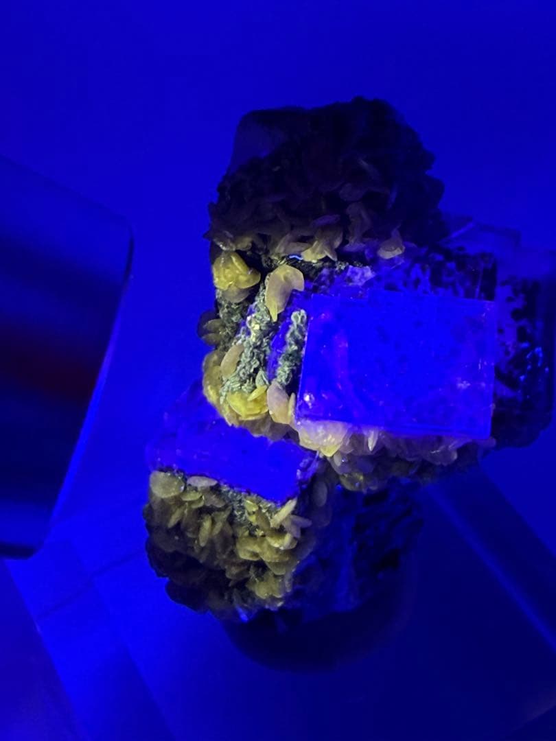 フローライト　クォーツ　原石　鉱物　標本　天然石　石　ヤオガンシャン産