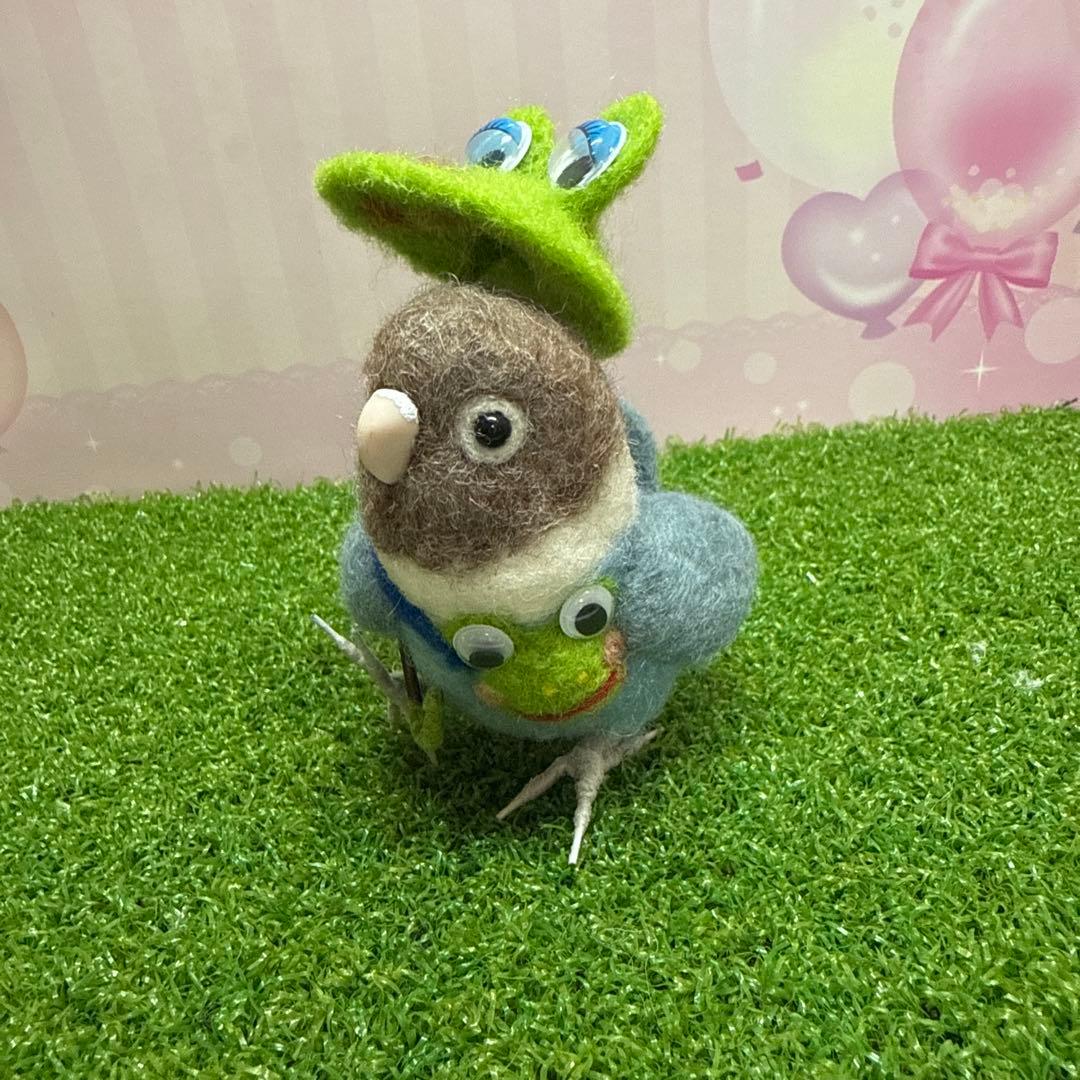 専用ページ　羊毛フェルト　傘でお出かけボタンインコ　鳥