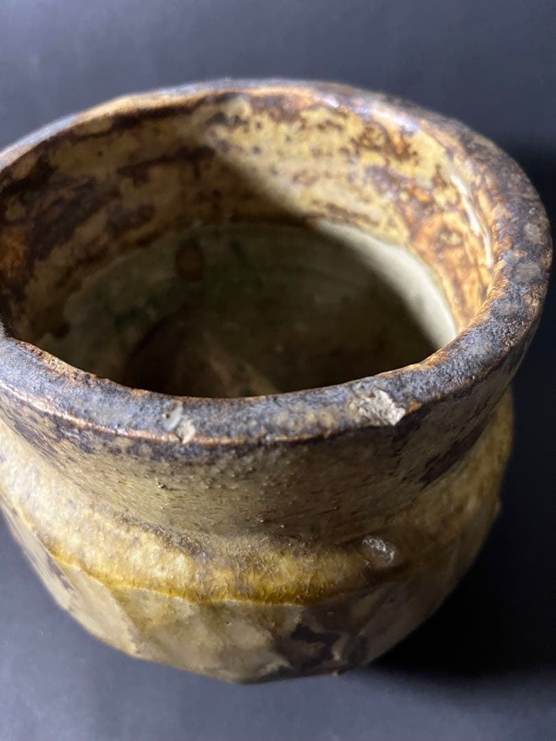 面取り 花入 1.7kg 無銘 骨董 茶道　華道　灰釉窯変 小壺 一輪挿し