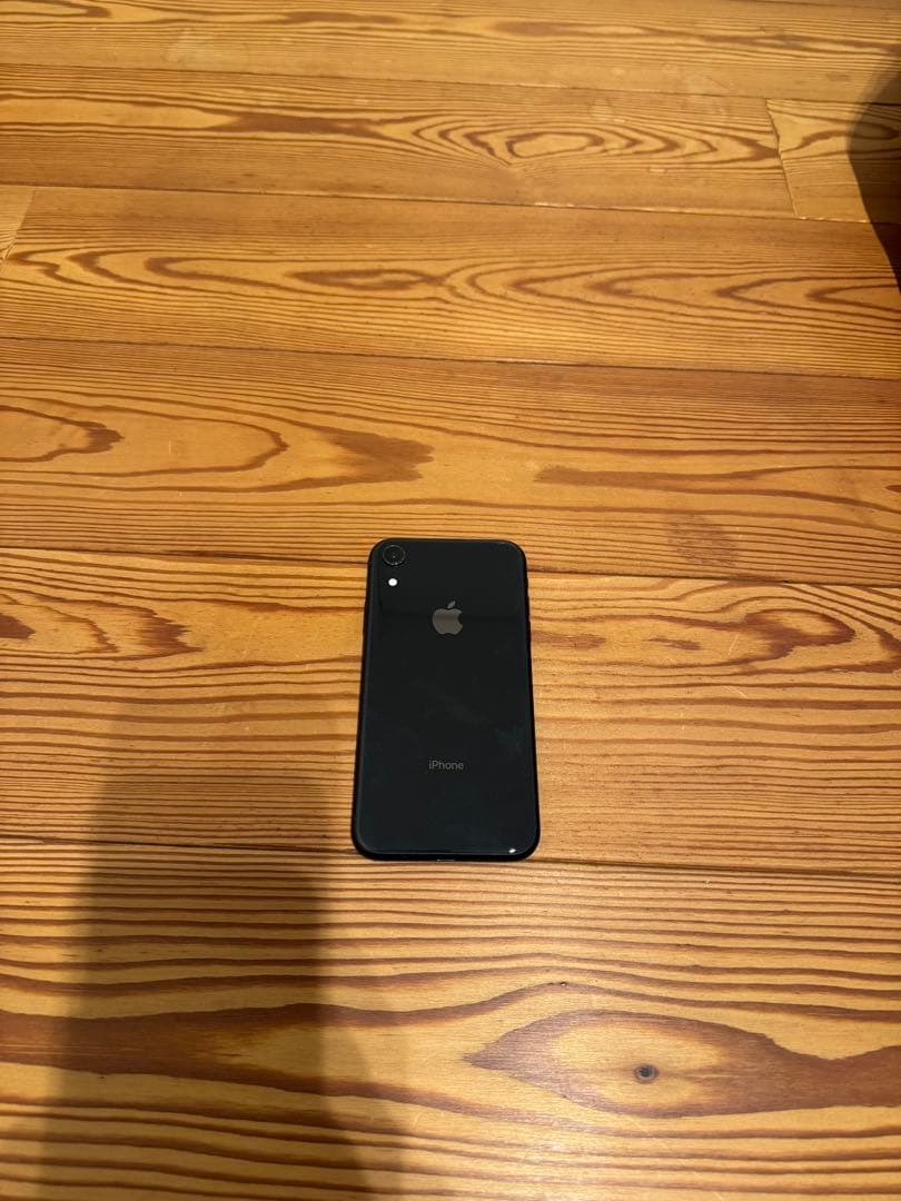Apple iPhone XR 64GB　黒 本体のみ
