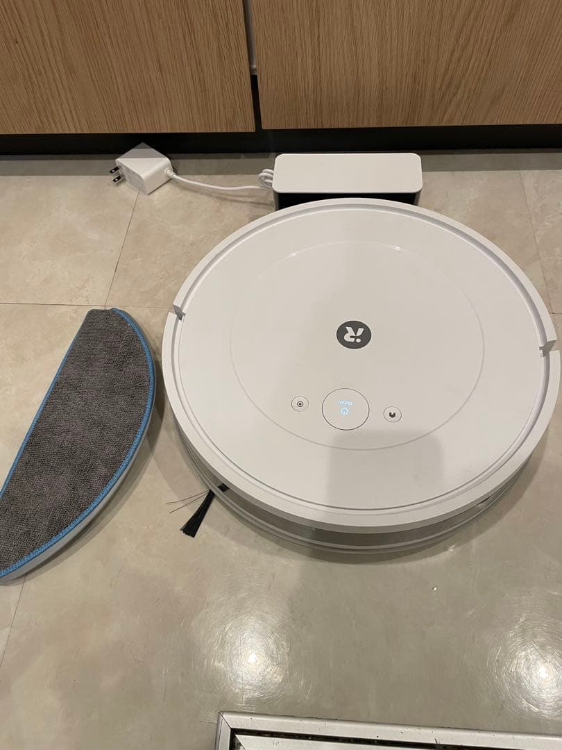 ロボット掃除機本体 ホワイト
