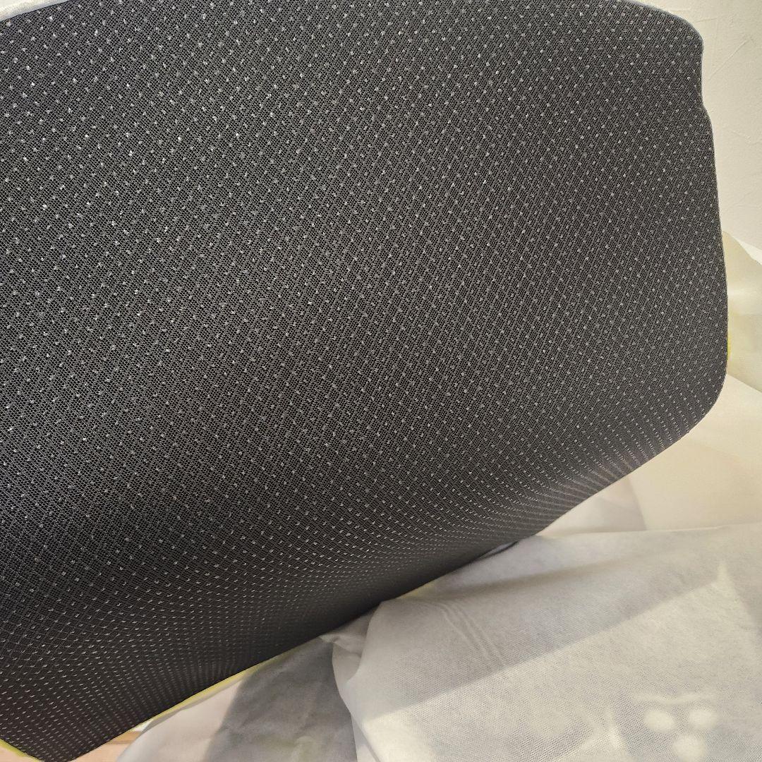 新品　西川Keeps ピロークッション　専用カバー付き　くつろぎのまくら