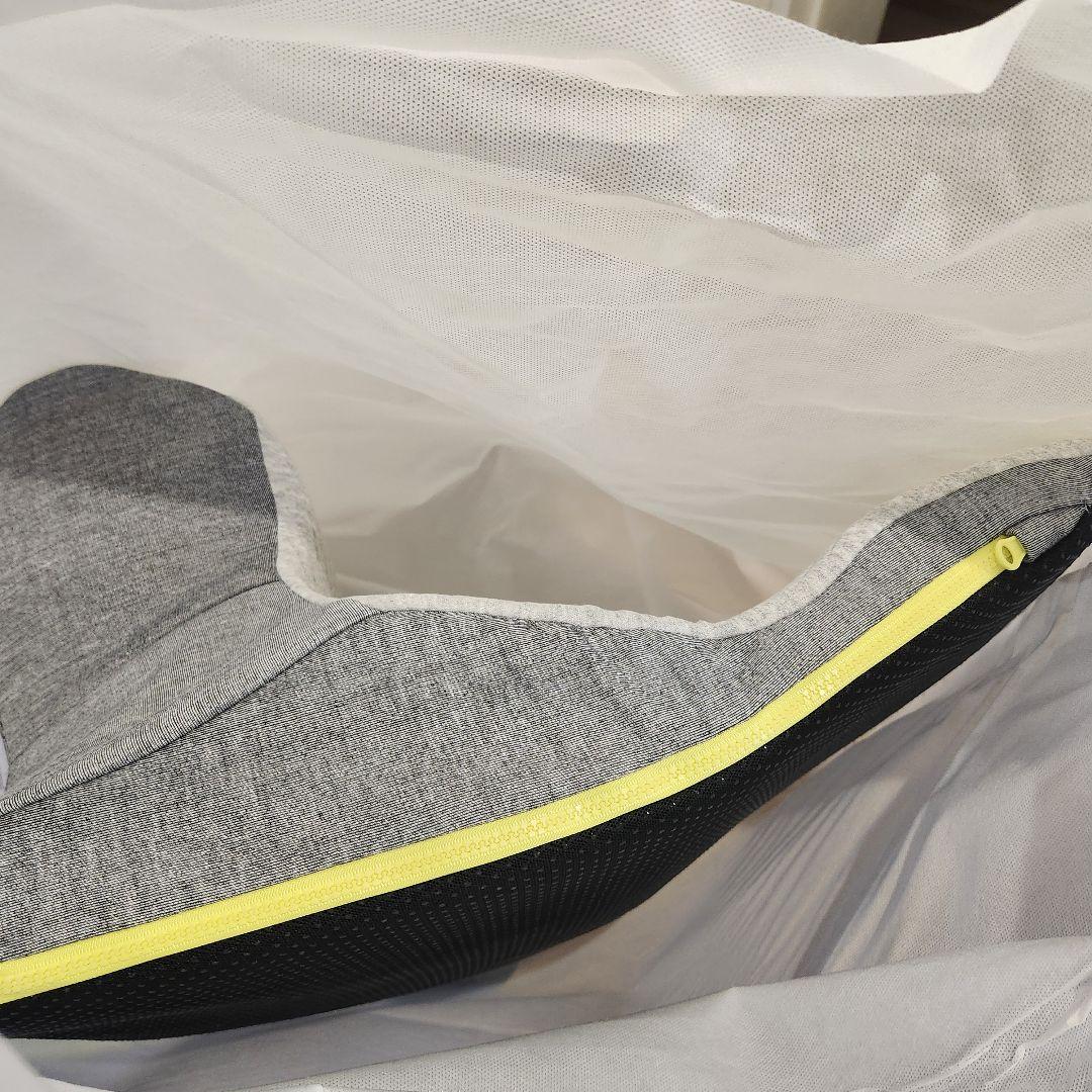 新品　西川Keeps ピロークッション　専用カバー付き　くつろぎのまくら