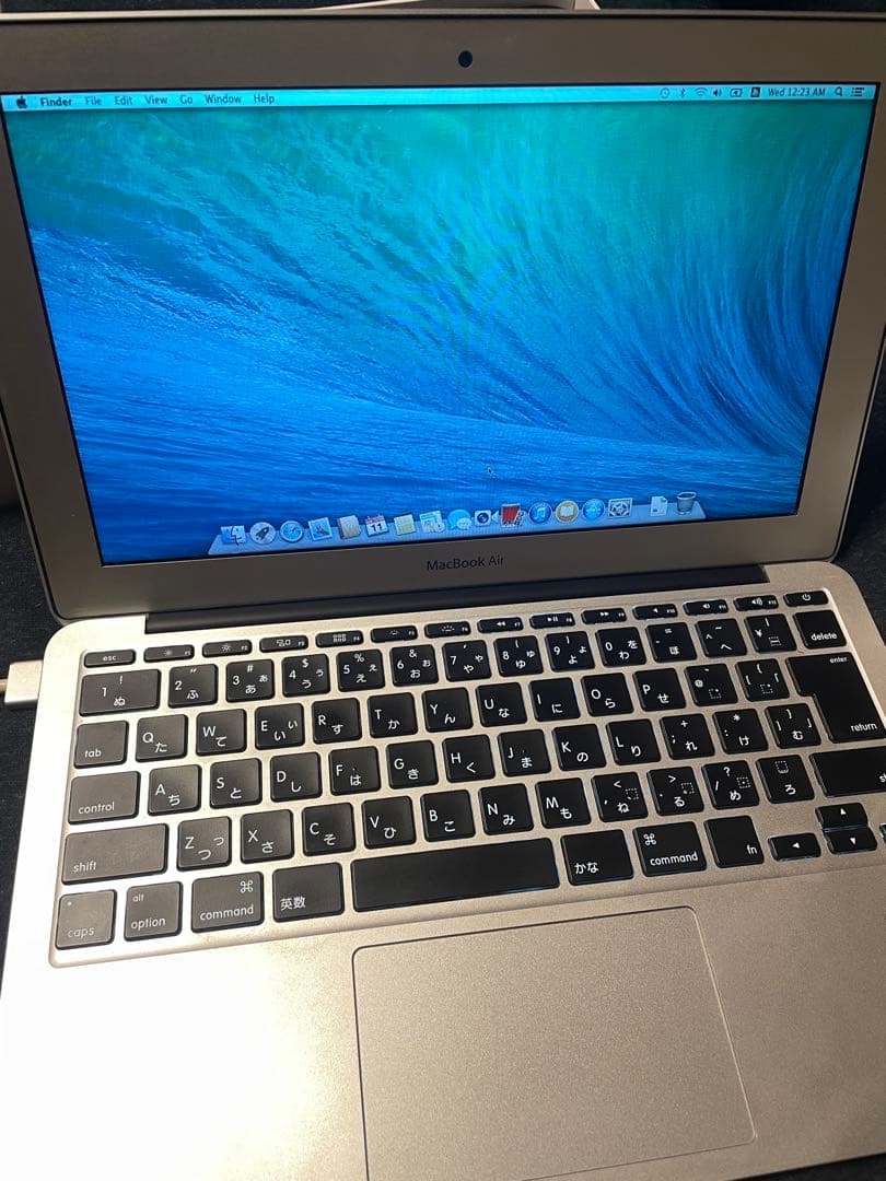 【箱付属品あり】Mac Book Air 11 インチ (Early 2014)