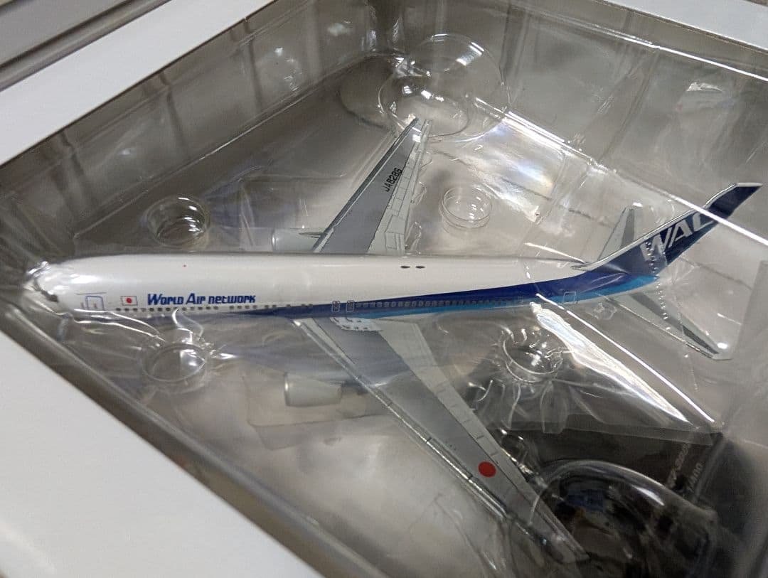 全日空商事 1/400 WAC ワールド エア ネットワーク 767−300ER