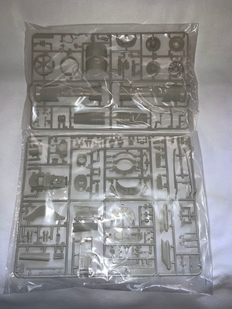 【送料無料】タミヤ1/32エアークラフトF-16CJ 箱無し　(訳あり)