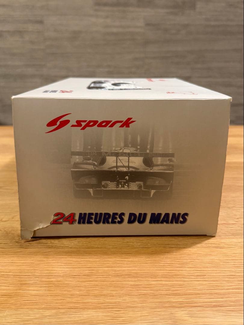 スパーク1/18 ポルシェ 911 GT1 1998 Lemans winner