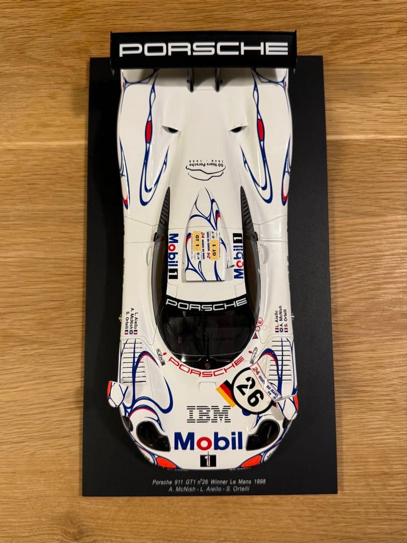 スパーク1/18 ポルシェ 911 GT1 1998 Lemans winner