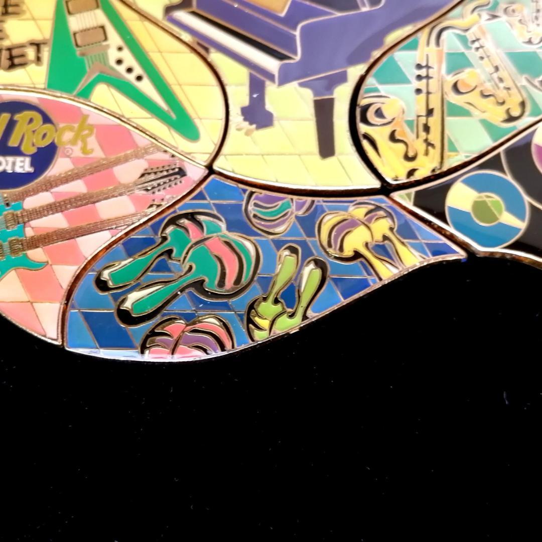 【限定品・大型セット】ハードロックカフェ 30周年記念 ピンバッジ BOX