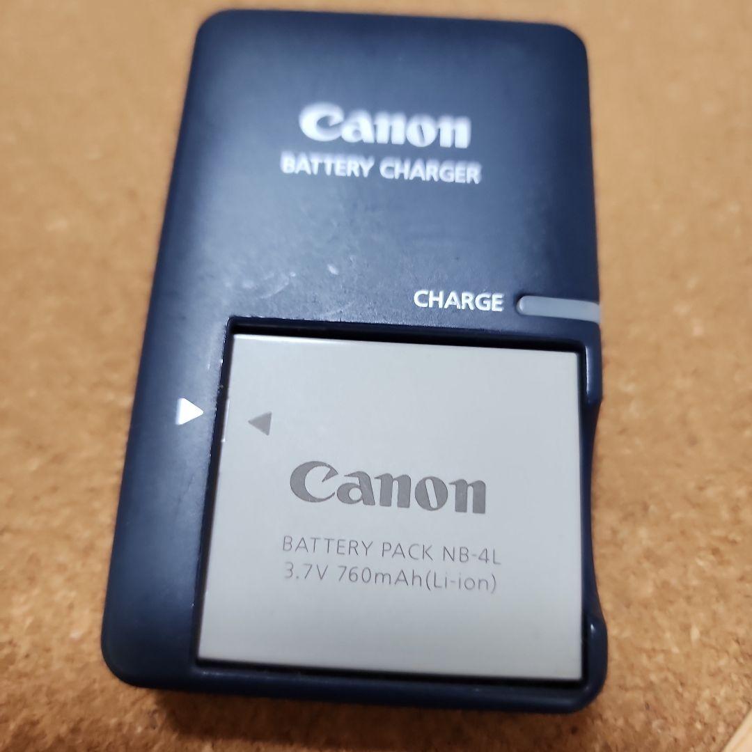 Canon（IXy8.0メガピクセル　シルバー