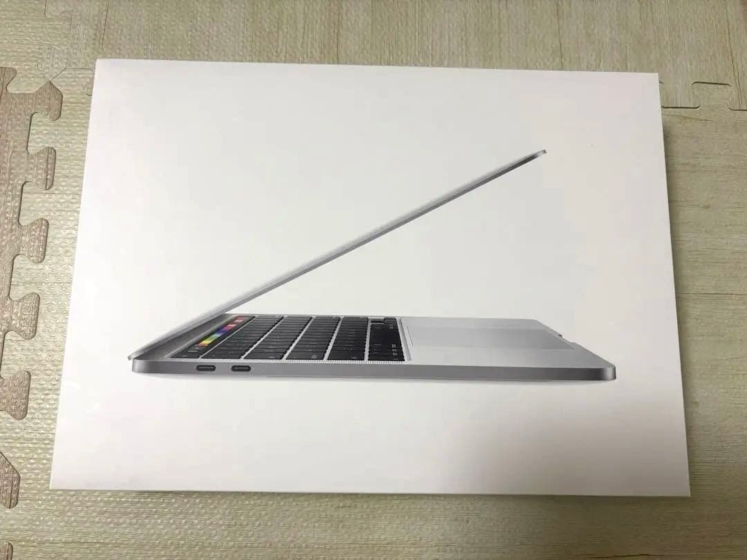 MacBook本体 MacBook Pro 13-inch 2.3GHz/32GB/512GB