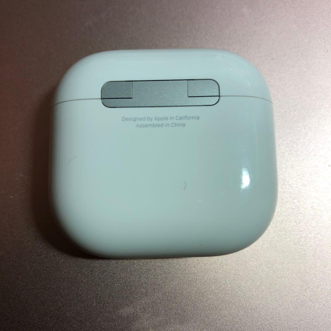Apple AirPods 第4世代　A3058 充電ケース