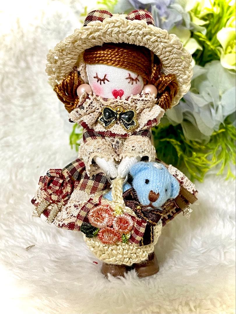 カントリードール❤️エビ茶チェックミニ❤️ハンドメイド♡ドールチャーム