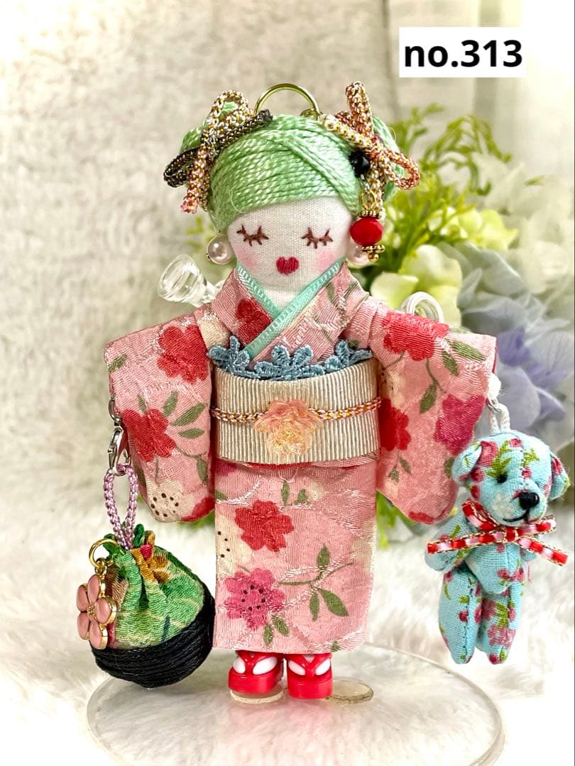 カントリードール❤️エビ茶チェックミニ❤️ハンドメイド♡ドールチャーム
