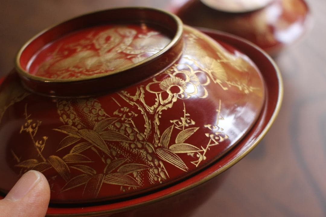 デッドストック！時代金縁朱漆に極上松竹梅沈金の映える大椀2点（検輪島塗雑煮椀