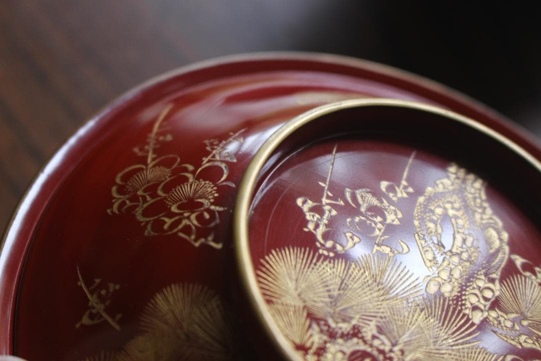 デッドストック！時代金縁朱漆に極上松竹梅沈金の映える大椀2点（検輪島塗雑煮椀