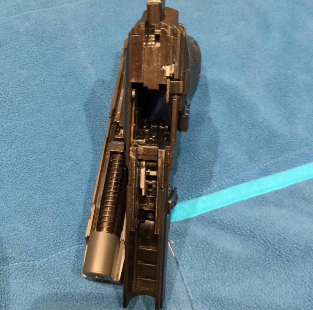 東京マルイ P226E2　ガスブローバック　エアガン　警察装備　サバゲー