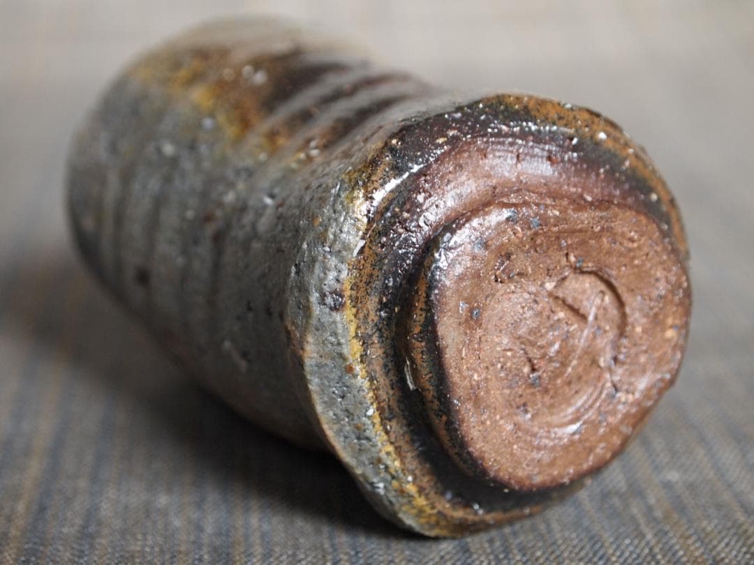 未使用★多久守★備前酒盃★共箱・布・栞