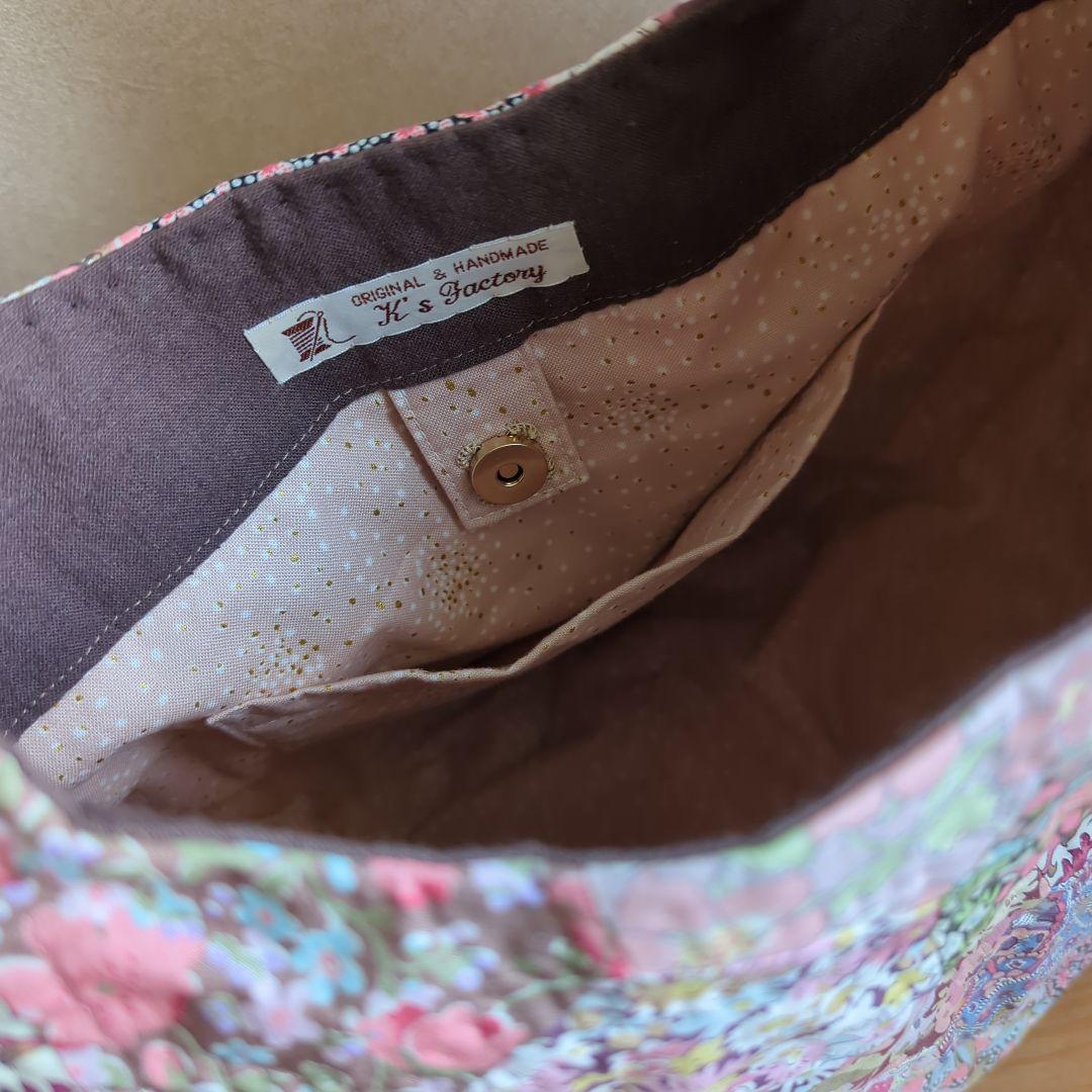 お取り置き✿リバティ✕パッチワーク✿　コロンとまーるい ・Ｌ〈スパイシーピンク〉