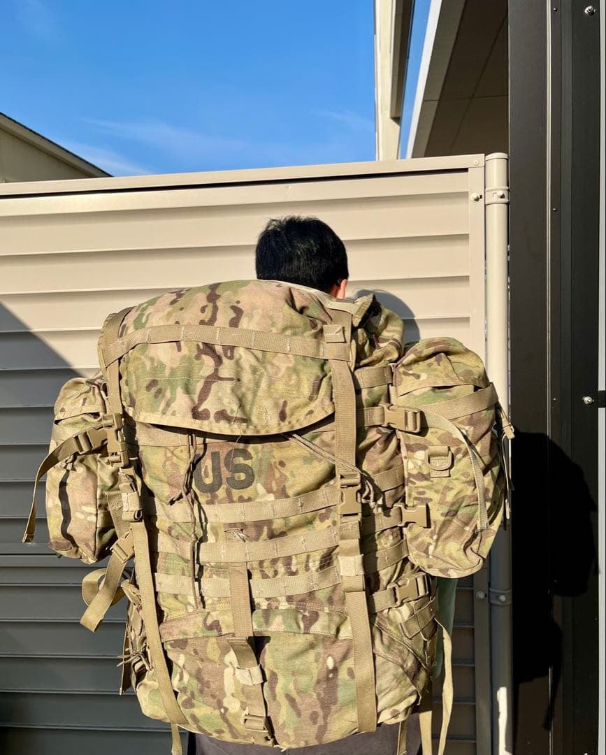 米軍放出品 ラージ リュックサック マルチカム MOLLE II フルセット