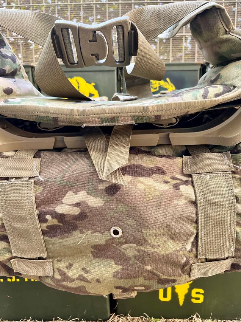 米軍放出品 ラージ リュックサック マルチカム MOLLE II フルセット