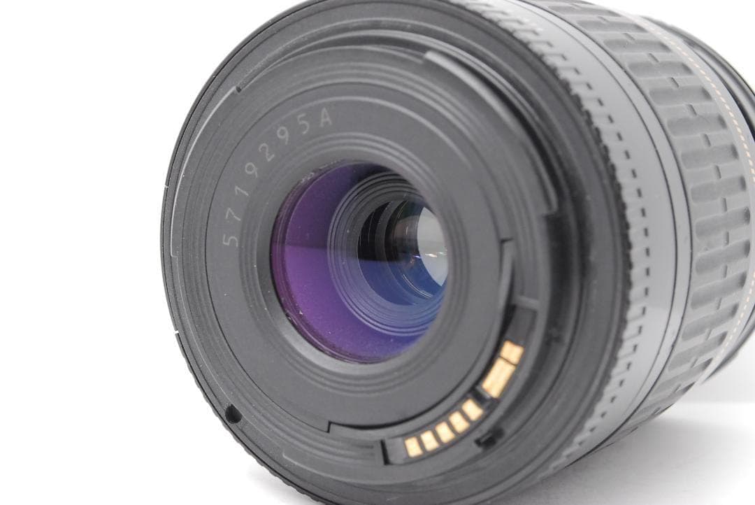 【光学極美品　ダブルレンズ】Canon Kiss X8i　スマホ転送　WiFi