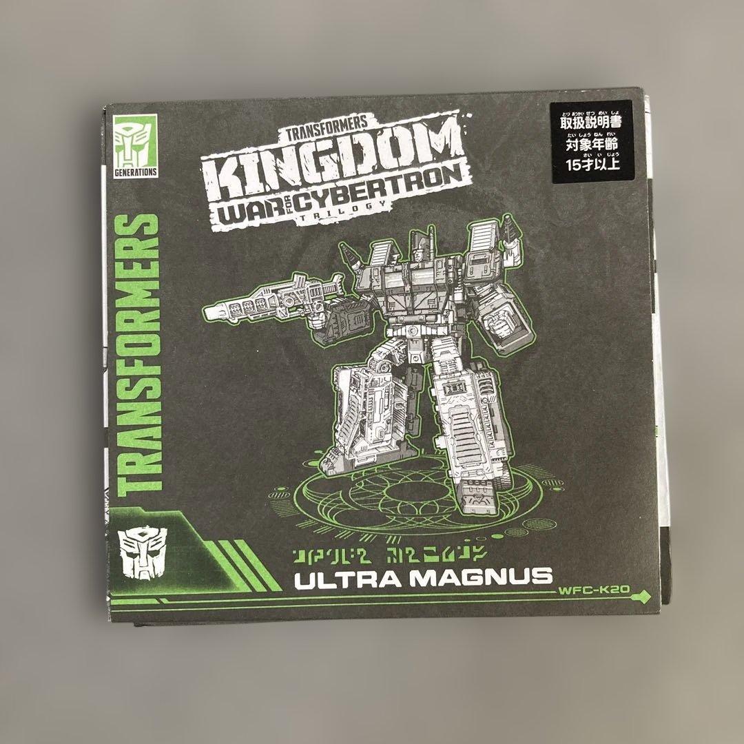ウルトラマグナス　トランスフォーマー　キングダム　TRANSFORMERS