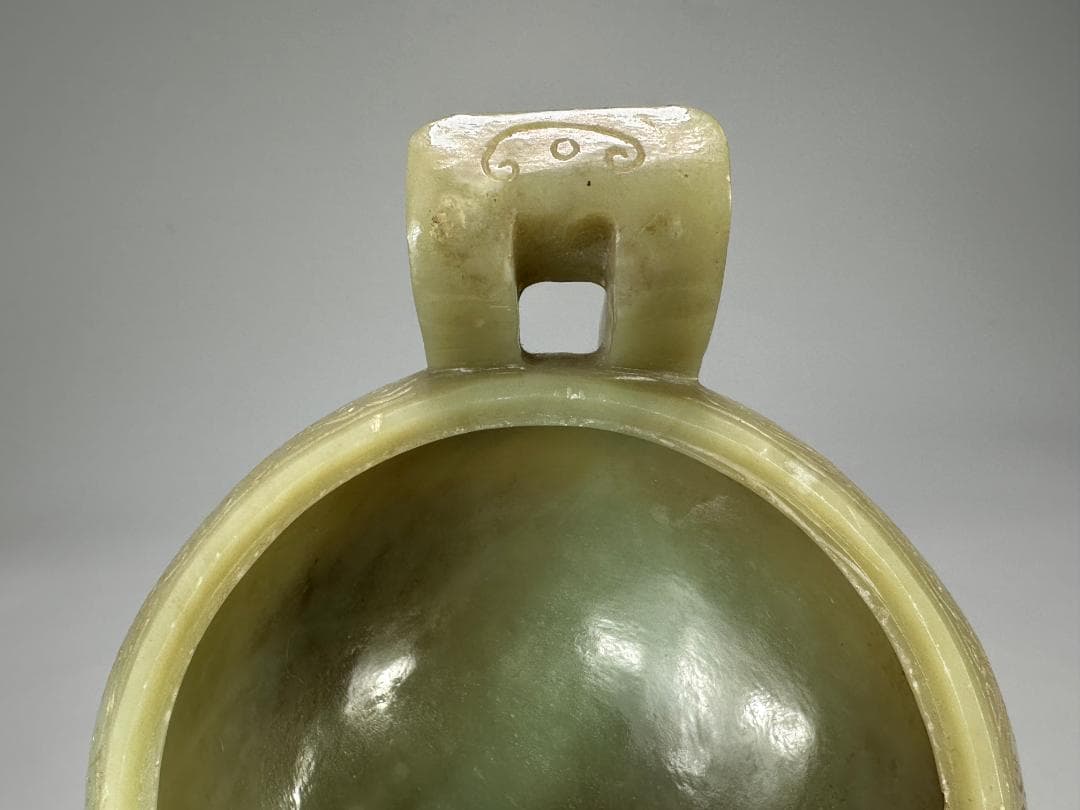 UM4-1中国美術　玉石製　青玉鼎式香炉　置物　時代物　唐物