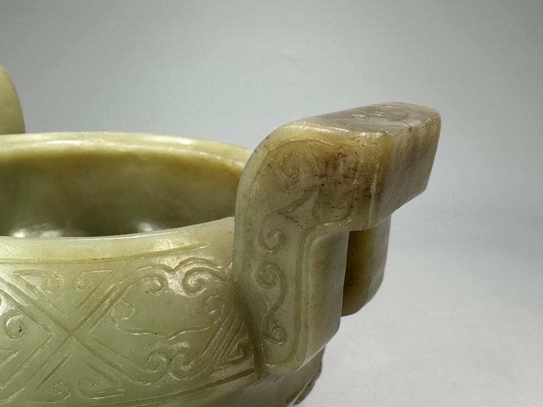 UM4-1中国美術　玉石製　青玉鼎式香炉　置物　時代物　唐物