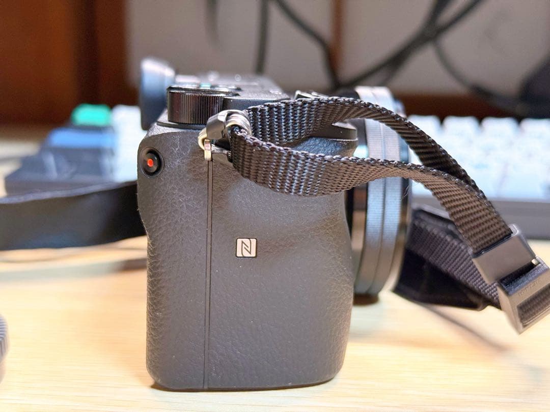 【美品】SONY α6400 パワーズームレンズキット ILCE-6400L
