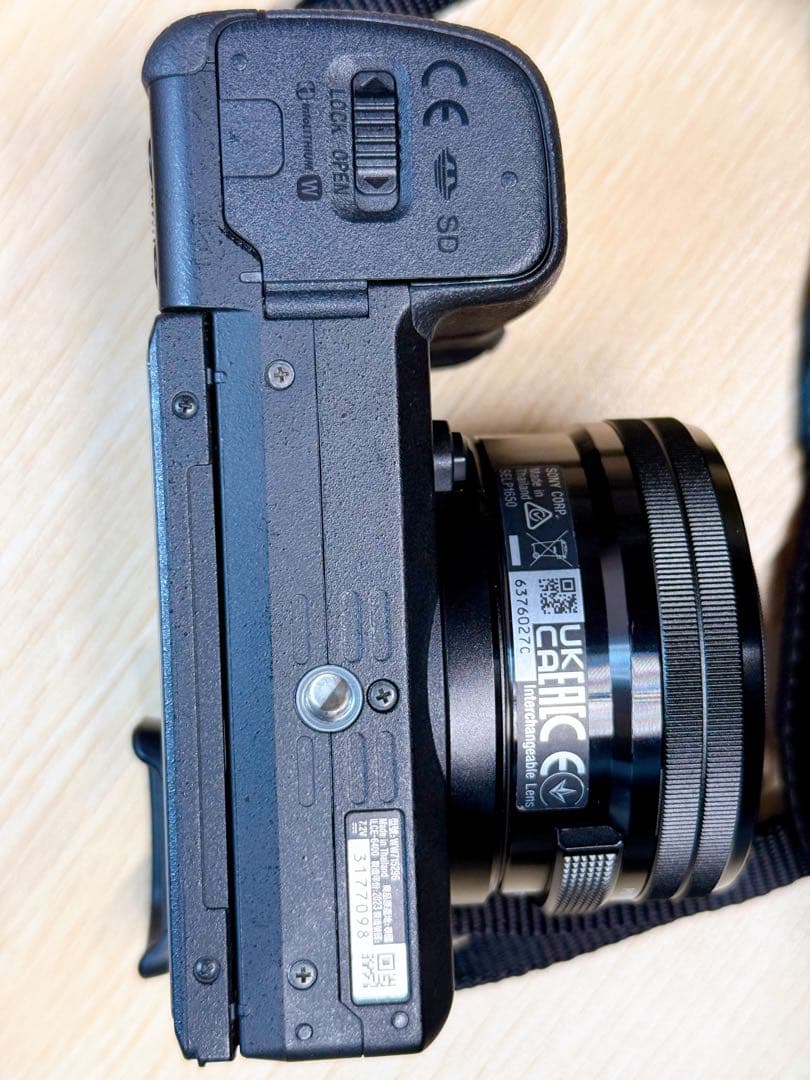 【美品】SONY α6400 パワーズームレンズキット ILCE-6400L