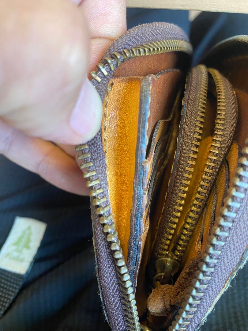 東京で有名な革職『NARROWGATE』長財布1点もの
