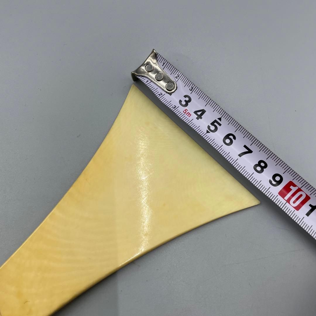 239ヴィンテージ 天然素材　三味線バチ　重さ約118g