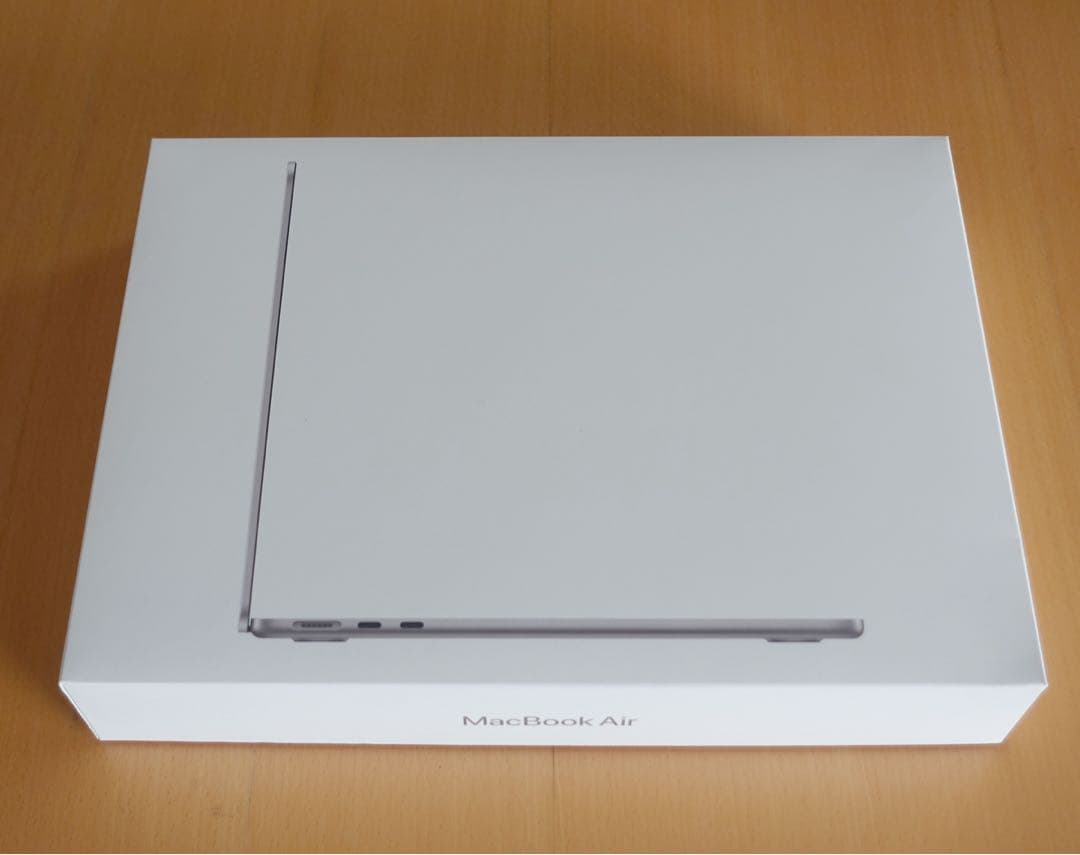 MacBook Air M3スペースグレー