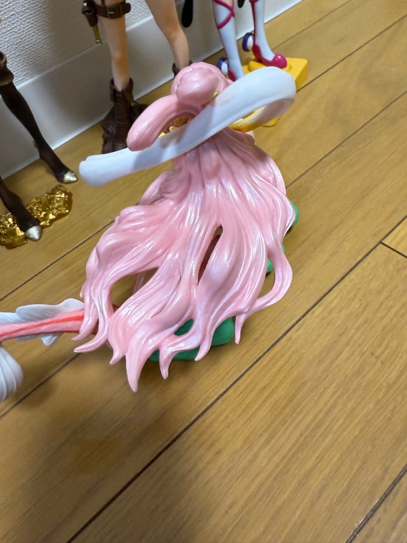 ワンピースフィギュア　箱なし