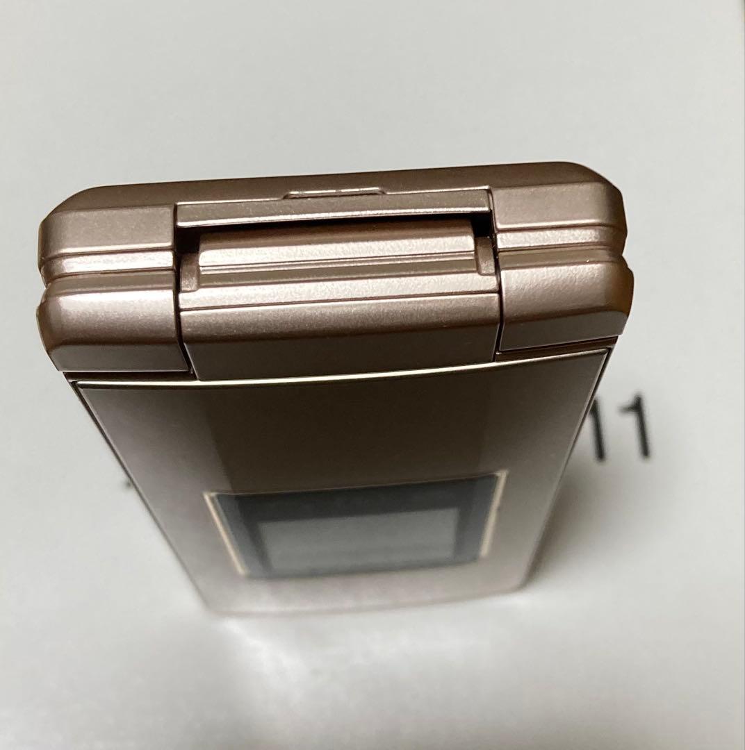 かんたん携帯11 A207SH ゴールド　SIMフリー　SDカード　充電ケーブル