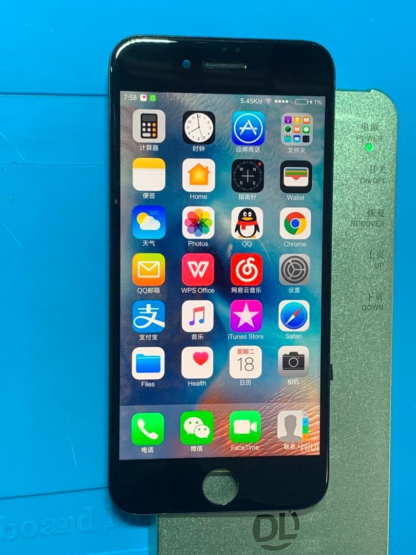 【3枚セット】iPhone SE2第2世代純正再生パネル2x3