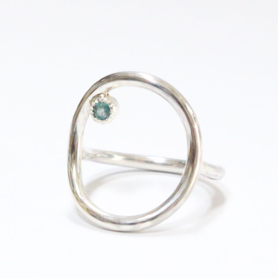 カラチェン✴︎楽しいアレキサンドライトの覆輪サークルオーバルシルバーリング約10号