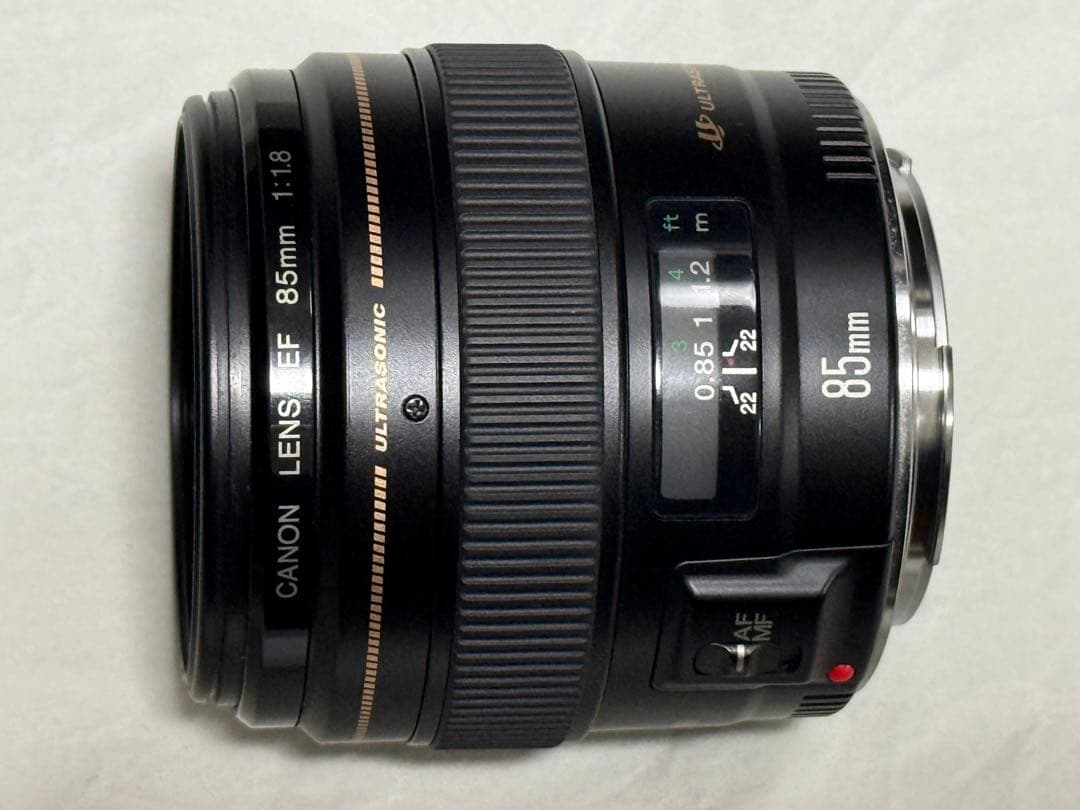 Canon EF 85mm f/1.8 レンズ 美品