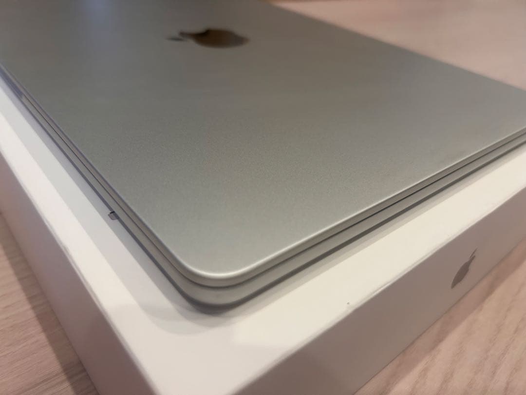 【極美品】MacBook Air M4 13インチ 16GB 512GB