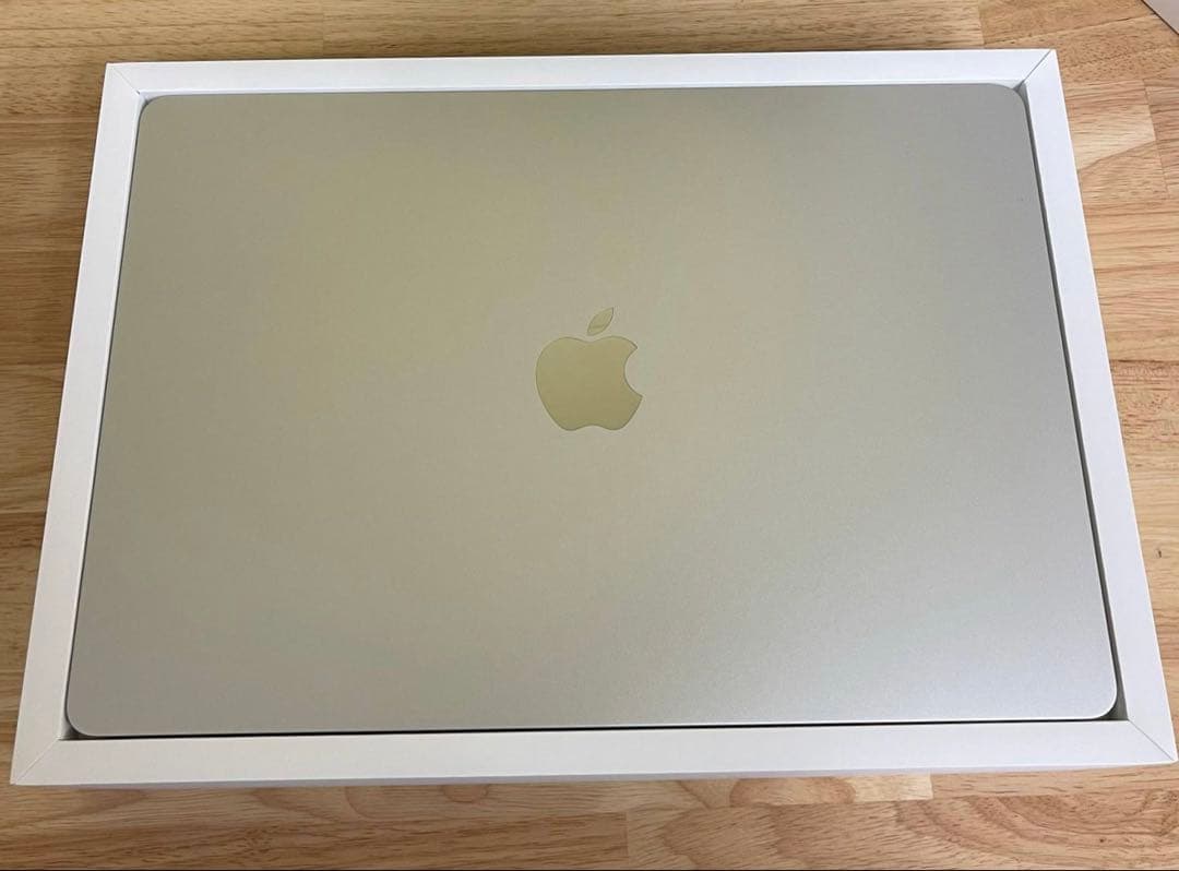 【極美品】MacBook Air M4 13インチ 16GB 512GB