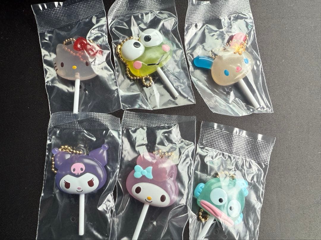 サンリオ　カラフルキャンディチャーム＆なかよしドロップチャーム　コンプリート